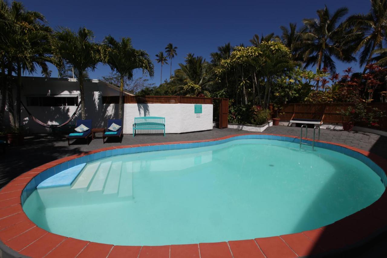 White House Apartments Rarotonga Exterior photo